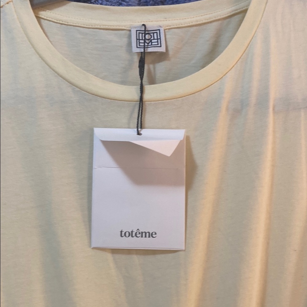 Light cream  Sleeveless Dress